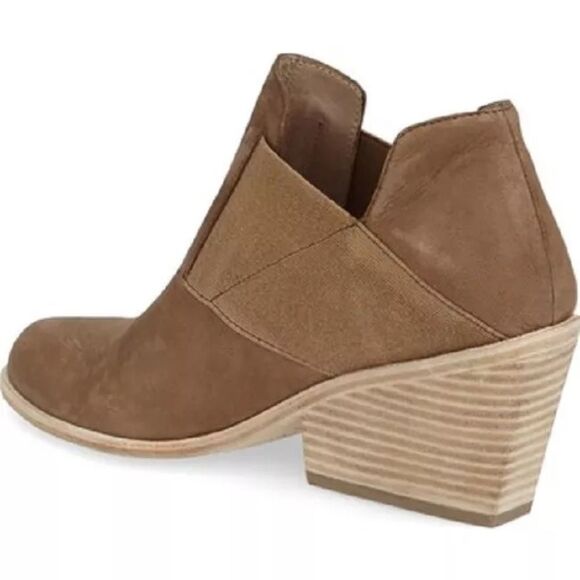 Eileen Fisher Even Sienna Tan Nubuck Block Heel Booties Sz 6 - Picture 1 of 7